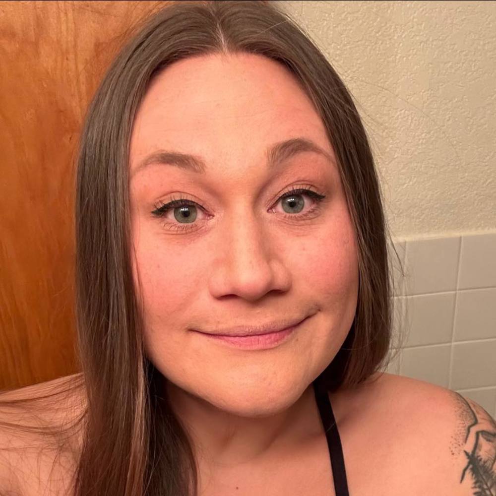 Meet your Posher, Joelle